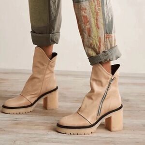 Free People Jack Zip Leather Ankle Boots – Taupe Size 39.5